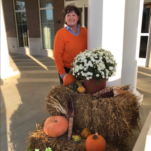 Meet your Posher, Greta - Picture 1 of 1